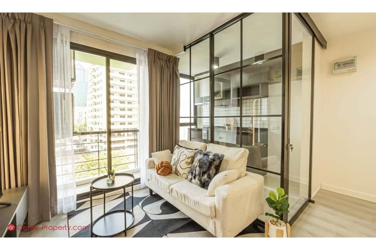 ชาโตว์ อินทาวน์ วิภาวดี 30-2