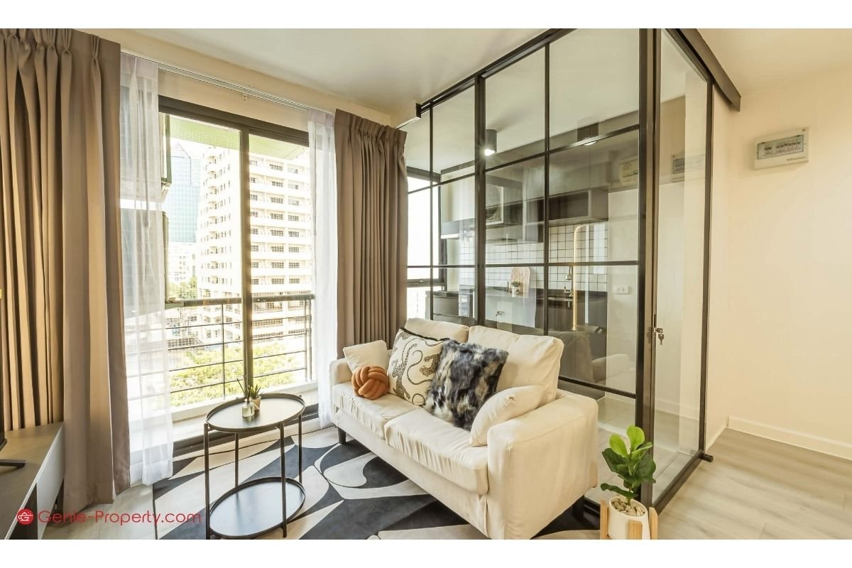 ชาโตว์ อินทาวน์ วิภาวดี 30-2