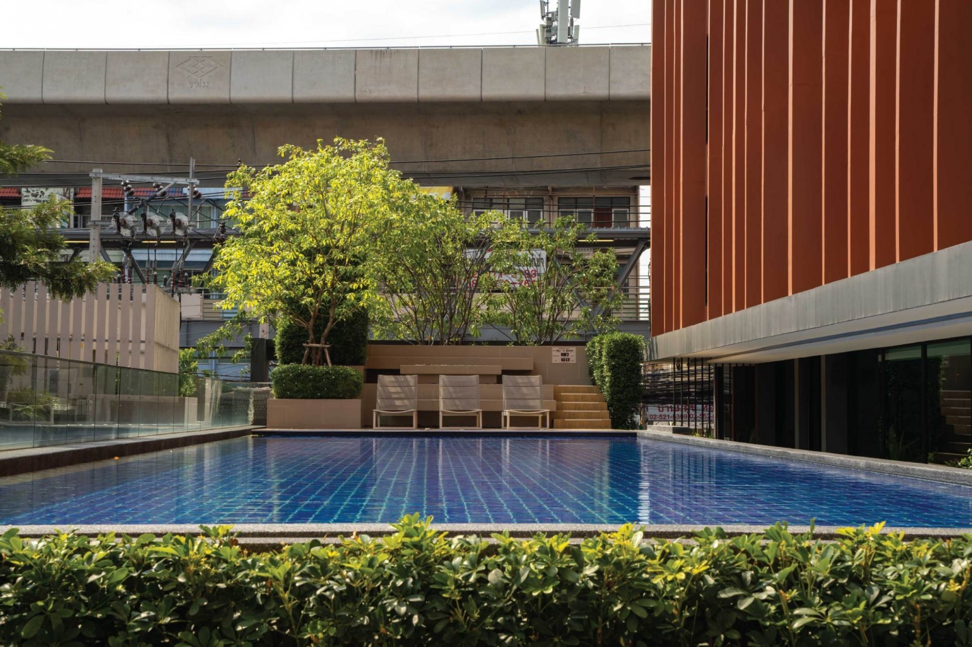 บราวน์ คอนโด พหลฯ-สะพานใหม่