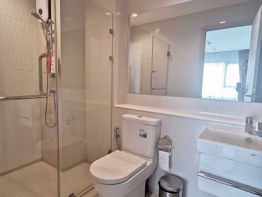 For rent at Life One Wireless 2 Bedroom 2 Bathroom 45,000THB/month Fully furnished