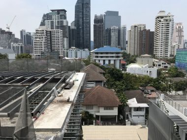 For rent at 49 Plus One 1 Bedroom 1 Bathroom 24,000THB/month Fully furnished PROP0000102