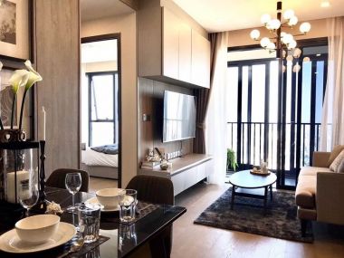 คอนโดติดรถไฟฟ้า Ashton asoke2 bed