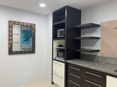 New Renovated Avenue 61 Condominium ปล่อยเช่า เพียง 70,000บาท 3 ห้องนอน 3 ห้องน้ำ 193ตรม. ใกล้ BTS ทองหล่อ เฟอร์นิเจอร์ครบพร้อมเข้าอยู่
