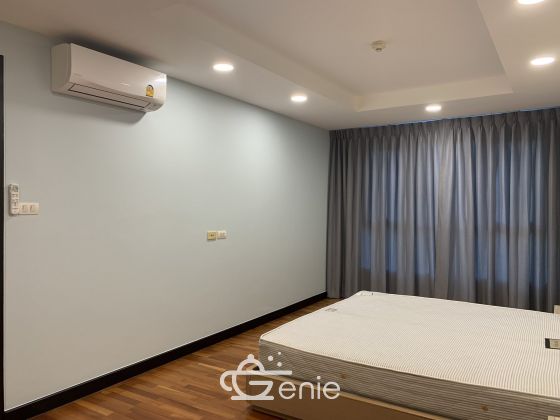 For rent at Avenue 61 Condominium 3 Bedroom 3 Bathroom 70,000THB/month Fully furnished