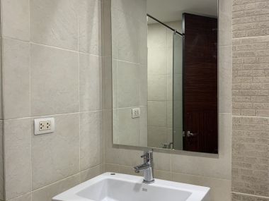 New Renovated Avenue 61 Condominium ปล่อยเช่า เพียง 70,000บาท 3 ห้องนอน 3 ห้องน้ำ 193ตรม. ใกล้ BTS ทองหล่อ เฟอร์นิเจอร์ครบพร้อมเข้าอยู่