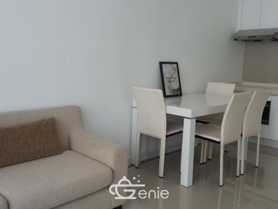 Owner - For rent TC Green Rama 9 Corner unit Floor 22 north view