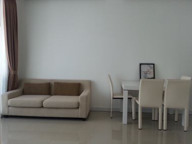 Owner - For rent TC Green Rama 9 Corner unit Floor 22 north view