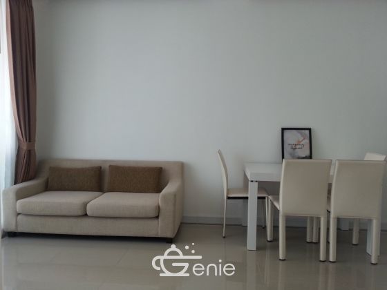 Owner - For rent TC Green Rama 9 Corner unit Floor 22 north view