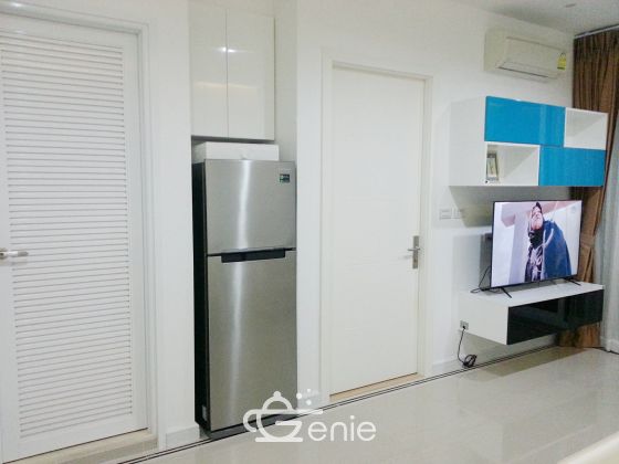 Owner - For rent TC Green Rama 9 Corner unit Floor 22 north view