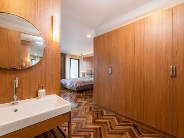 📣 New Renovate คอนโดใกล้ BTS ทองหล่อ แต่งห้องสไตล์ญี่ปุ่น เฟอร์นิเจอร์ครบ ใหม่แกะกล่อง พร้อมลากกระเป๋าเข้าอยู่