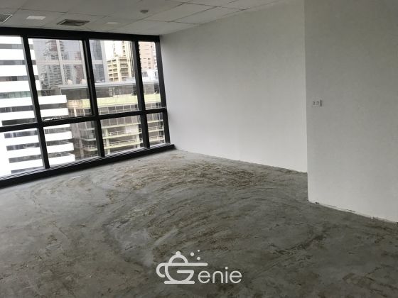 For rent at lake rajada office complex Type 200q.m. 132,000THB/month Fully furnished