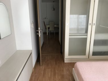 The Alcove 49