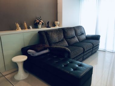 Avenue 61 ขายเพียง 10,700,000บาท รวมค่าใช้จ่ายทุกอย่าง 2 ห้องนอน 2 ห้องน้ำ 107ตรม. ใกล้ BTS เอกมัย เฟอร์นิเจอร์ครบพร้อมเข้าอยู่