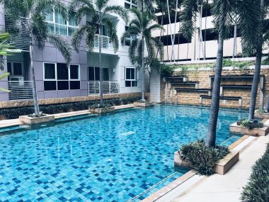 Avenue 61 ขายเพียง 10,700,000บาท รวมค่าใช้จ่ายทุกอย่าง 2 ห้องนอน 2 ห้องน้ำ 107ตรม. ใกล้ BTS เอกมัย เฟอร์นิเจอร์ครบพร้อมเข้าอยู่