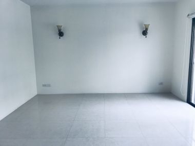 Townhome/office (400sqm), 5 Bed 5 Bath in Ekkamai for Rent