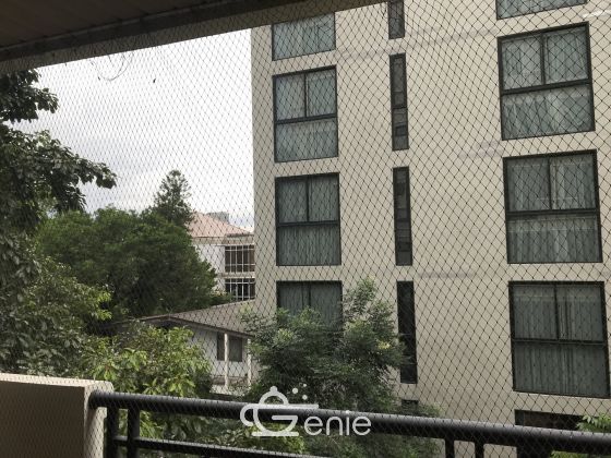 Pet friendly, partial furnished 2bed 2 bath with balcony for sale in Phrom Phong