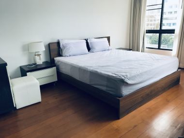 Pet friendly 2bed 2bath with big balcony and fully equipped kitchen in Phrom Phong