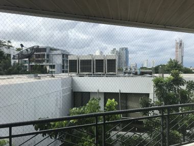 Pet friendly 2bed 2bath with big balcony and fully equipped kitchen in Phrom Phong