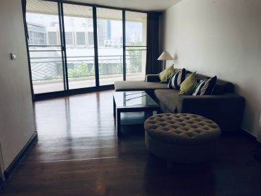 Pet friendly 2bed 2bath with big balcony and fully equipped kitchen in Phrom Phong