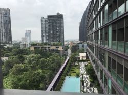 2Bed 2Bath corner unit with unblocked pool view at Noble Remix Thonglor for rent