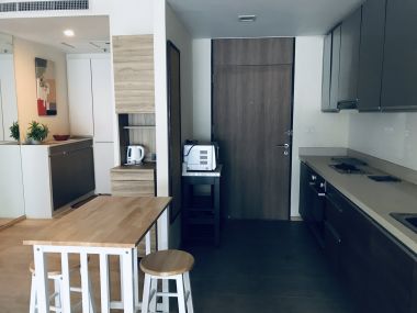 2Bed 2Bath corner unit with unblocked pool view at Noble Remix Thonglor for rent