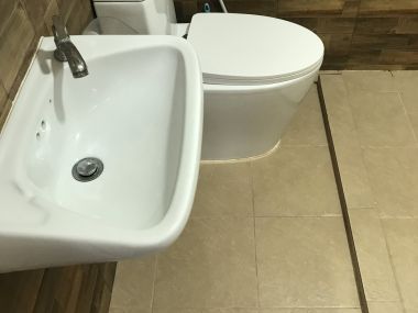 Home office or restaurant with big garden for rent in Ekkamai