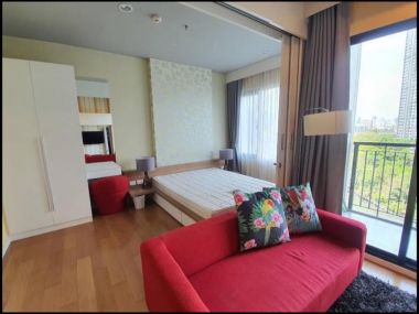 นางสาวรัญญ์นภัส