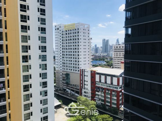 Apartment For Rent ! Ideo Mobi Asoke only 31,000 ThB/Month (Negatable) 1 Bed 1 Bath Size 32 sqm. Fully furnish