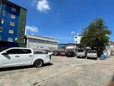 ให้เช่าห้องพัก ลาดพร้าว101 ใกล้เดอะมอลล์บางกะปิ เฟอร์ครบ ค่าเช่าถูก