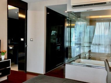 ให้เช่า The Address Sukhumvit 61 1 ห้องนอน 47ตรม. ใกล้ BTS เอกมัย เพียง 30,000บาท/เดือน เฟอร์นิเจอร์ครบพร้อมเข้าอยู่