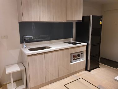 ปล่อยเช่า! Runesu Thonglor 5 ในราคาเพียง 38,000บาท/เดือน 1 ห้องนอน 1 ห้องน้ำ 35ตรม. ใกล้ BTS ทองหล่อ เฟอร์นิเจอร์ครบพร้อมเข้าอยู่