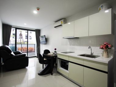 President Sukhumvit 81 Walk only 2 minutes from BTS Onnut One Bedroom Fully Equipped (35 Sq.m)