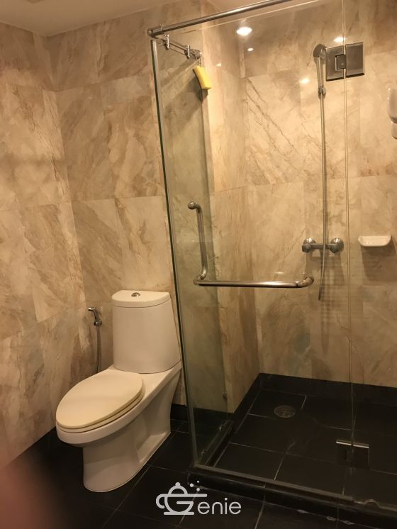 Newly renovated 2bed 2bath for Sale in Phrom Phong