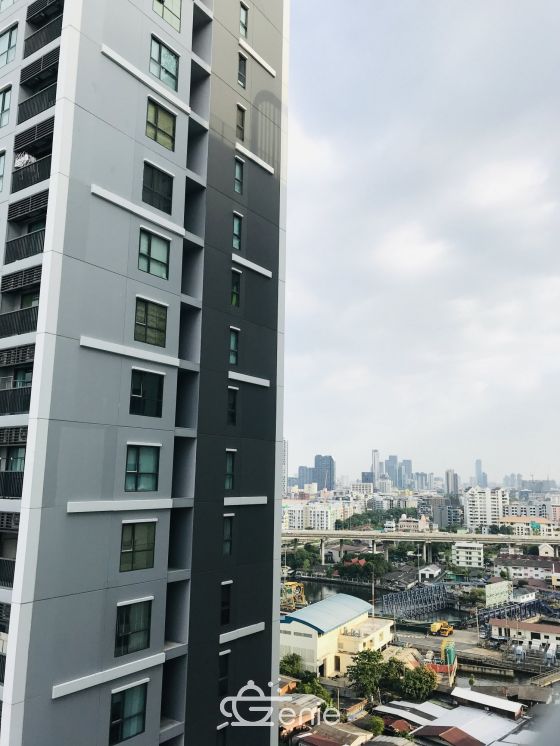 for rent! Aspire Sukhumvit 48 BTS : Phra-Khanong  Rental Price 10,000 THB/Month Type : 1 bed 1 bath & Fully Furnished Size : 32 sq.m. N Building, 17th Floor