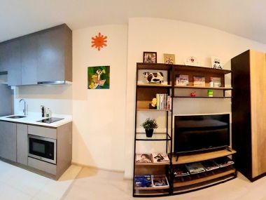 Rhythm Rangnam, the stunning view & attractive decoration units, 4 sell or rent by owner.