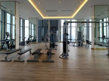 Life One Wireless, Ploenchit junction, stunning view, attractive decorations, 4 sell & rent by owner, close to Central Embassy & Chidlom and Homepro.