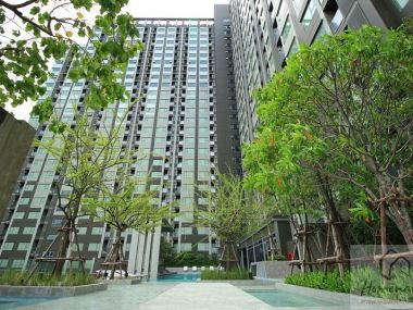 ASPIRE SATHORN-RATCHAPRUEK, stunning view, attractive decorations, sell by owner, 1 step from BTS Bangwah & MRT(Blue line.