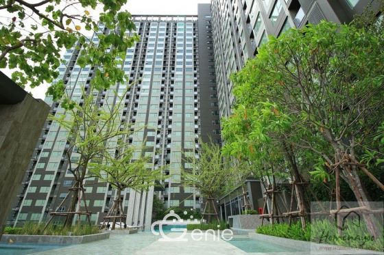 ASPIRE SATHORN-RATCHAPRUEK, stunning view, attractive decorations, sell by owner, 1 step from BTS Bangwah & MRT(Blue line.