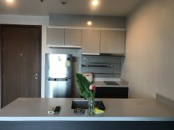 For rent at Wyne by Sansiri 1 Bedroom 1 Bathroom 16,000THB/month Fully furnished (can negotiate)