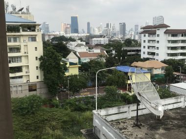 Hot Deal 2 bedroom 65 SQM ONLY 4.5 MB in Sathorn!