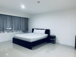 CONDO FOR RENT at The Waterford Park Sukhumvit 53 2 Bedroom 2 Bathroom 24,000THb/month Fully furnished