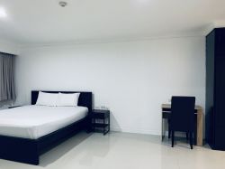 CONDO FOR RENT at The Waterford Park Sukhumvit 53 2 Bedroom 2 Bathroom 24,000THb/month Fully furnished