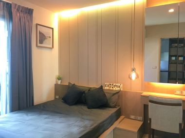 For rent Rhythm Sukhumvit 36-38  floor 5  nearby BTS   Tong lor 400 M.