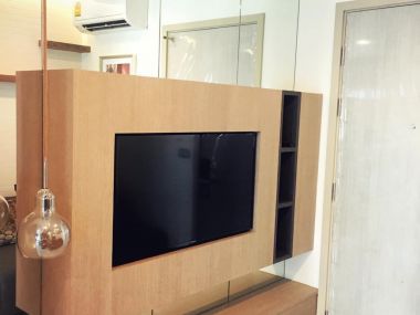 For rent Rhythm Sukhumvit 36-38  floor 5  nearby BTS   Tong lor 400 M.