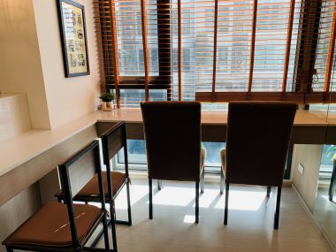 For rent Rhythm Sukhumvit 36-38  floor 5  nearby BTS   Tong lor 400 M.