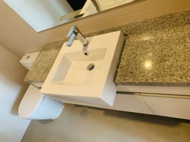 ปล่อยเช่า Millennium Residence คอนโดหรู Style Luxury ในราคาเพียง 45,000บาท/เดือน 2 ห้องนอน 2 ห้องน้ำ 90ตรม. ใกล้ BTS อโศก เฟอร์นิเจอร์ครบพร้อมเข้าอยู่