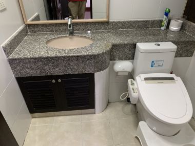ห้องว่างให้เช่า ซิตี้ รีสอร์ท 49 ห้องใหญ่ 2ห้องนอน 2ห้องน้ำ