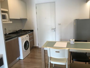 ให้เช่า! The Seed Musee 1 สตูดิโอ 34 ตรม. เพียง 18,000 บาท/เดือน (ต่อรองราคาได้) เฟอร์นิเจอร์ครบพร้อมเข้าอยู่ PROP000126