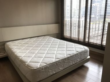 ให้เช่า! The Seed Musee 1 สตูดิโอ 34 ตรม. เพียง 18,000 บาท/เดือน (ต่อรองราคาได้) เฟอร์นิเจอร์ครบพร้อมเข้าอยู่ PROP000126