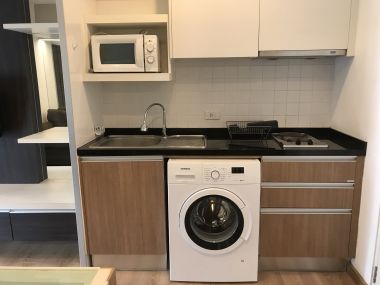 ให้เช่า! The Seed Musee 1 สตูดิโอ 34 ตรม. เพียง 18,000 บาท/เดือน (ต่อรองราคาได้) เฟอร์นิเจอร์ครบพร้อมเข้าอยู่ PROP000126